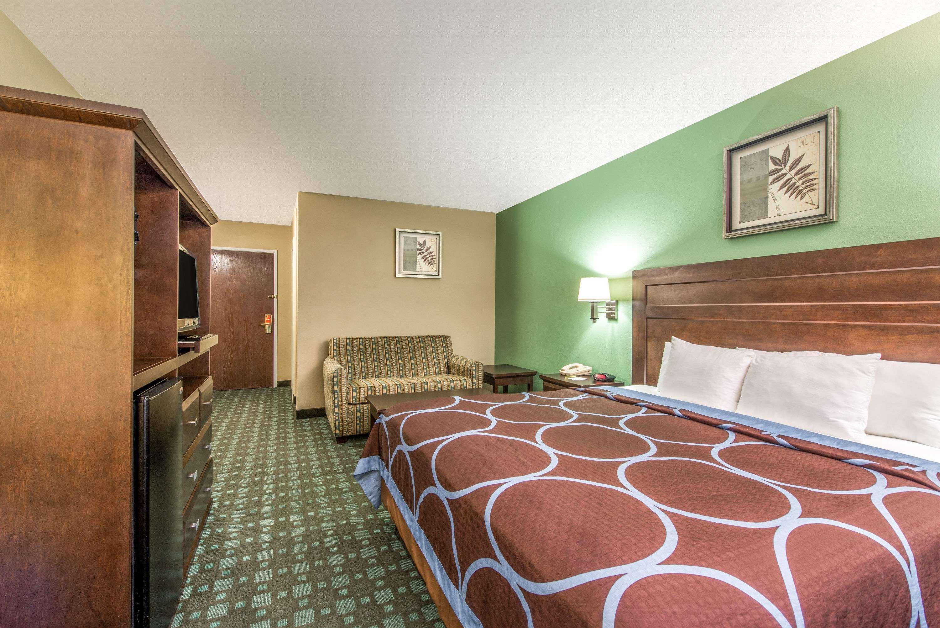Super 8 By Wyndham Lake Charles/Sulphur Екстер'єр фото