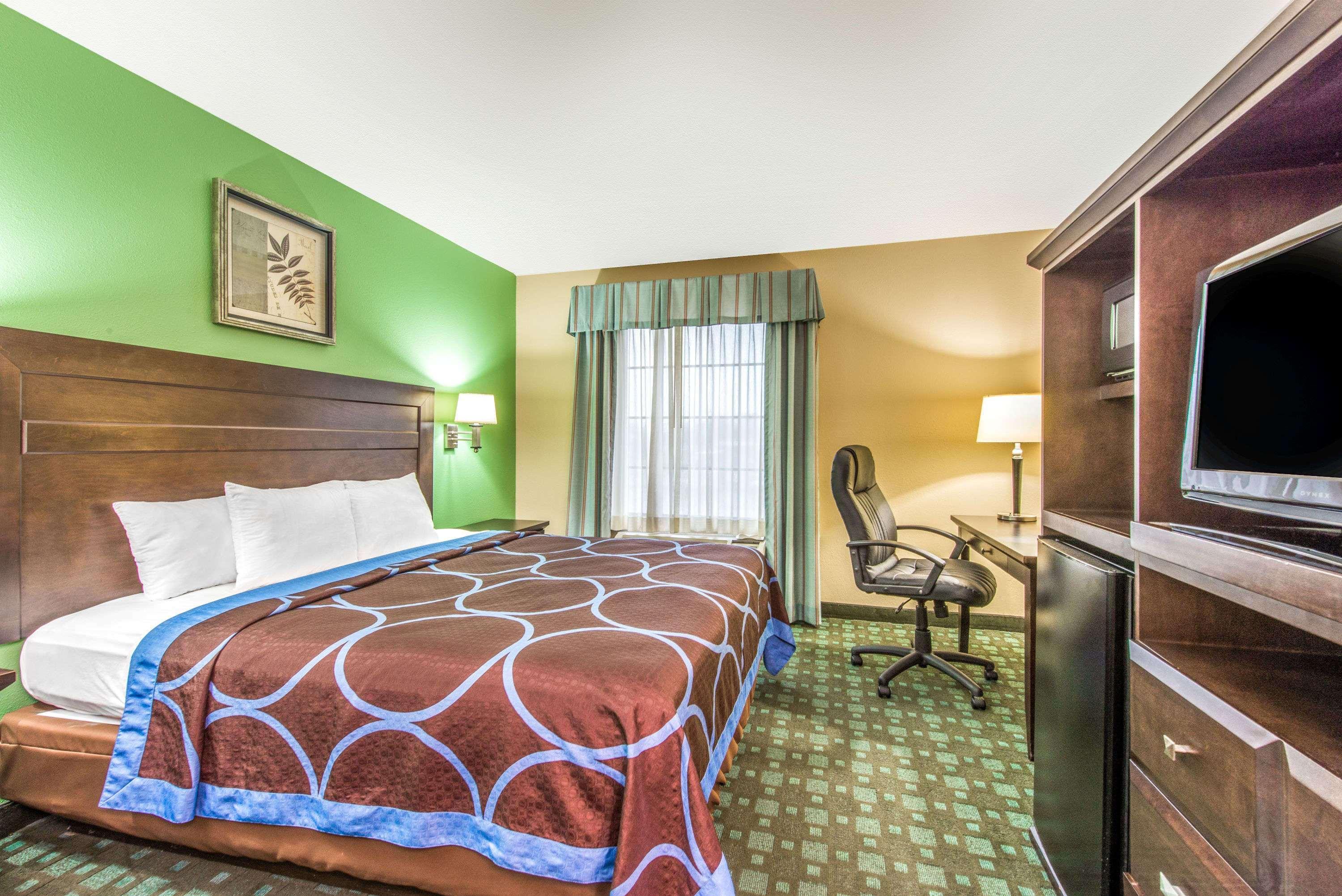 Super 8 By Wyndham Lake Charles/Sulphur Екстер'єр фото